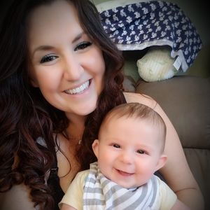 Meet your Posher, Laura